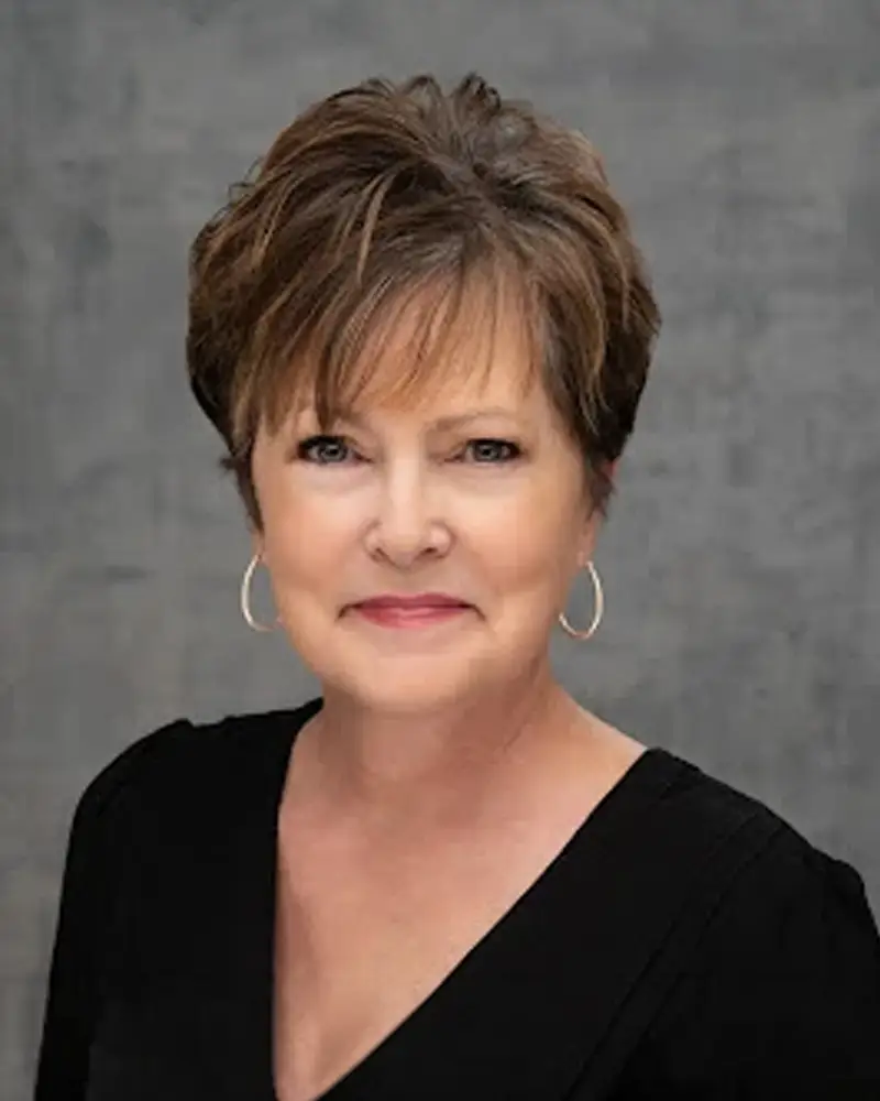 DiAnna Olsen President and Owner of Owl Bookkeeping